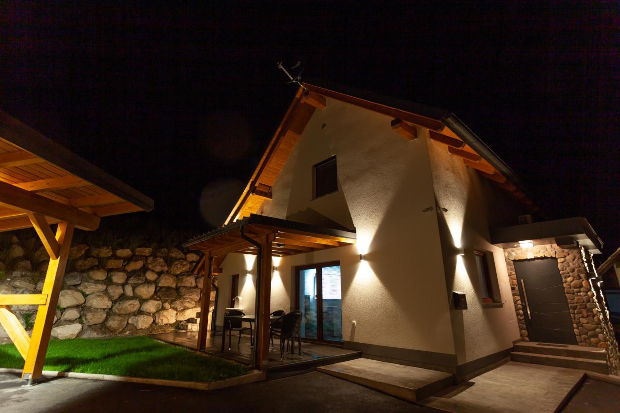 My Time Holiday House With Sauna ゴレンスカ地方 エクステリア 写真