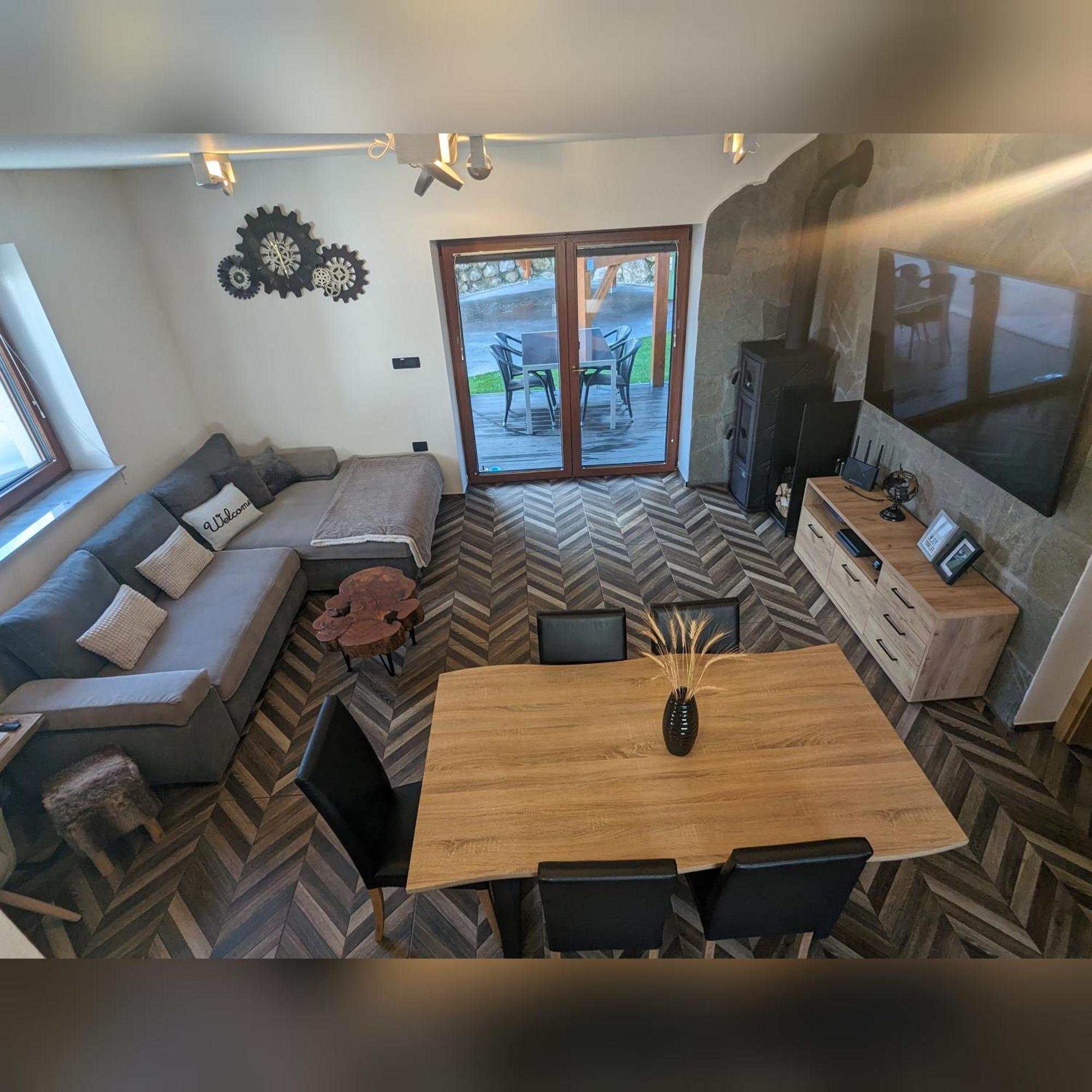 My Time Holiday House With Sauna ゴレンスカ地方 エクステリア 写真